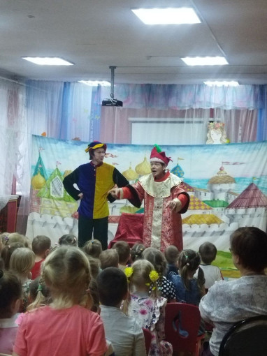 Театрализованное представление "Волшебные ягоды" Театрализованное представление "Волшебные ягоды".